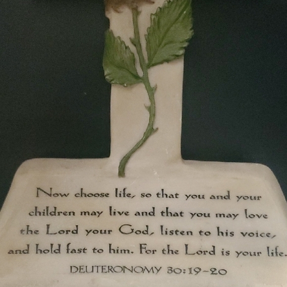 Decorative Cross with Red Rose Accent Deuteronomy Bible Quote 30:19-20 - Picture 9 of 11